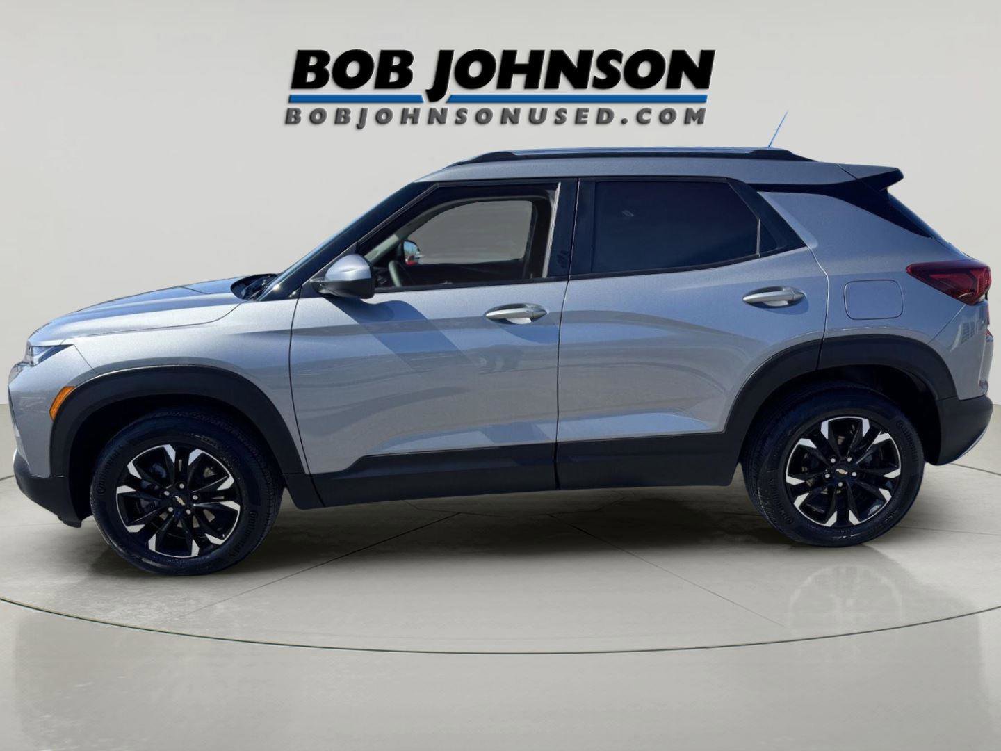 Used 2023 Chevrolet TrailBlazer LT w/ LPO, Blackout Package image 6