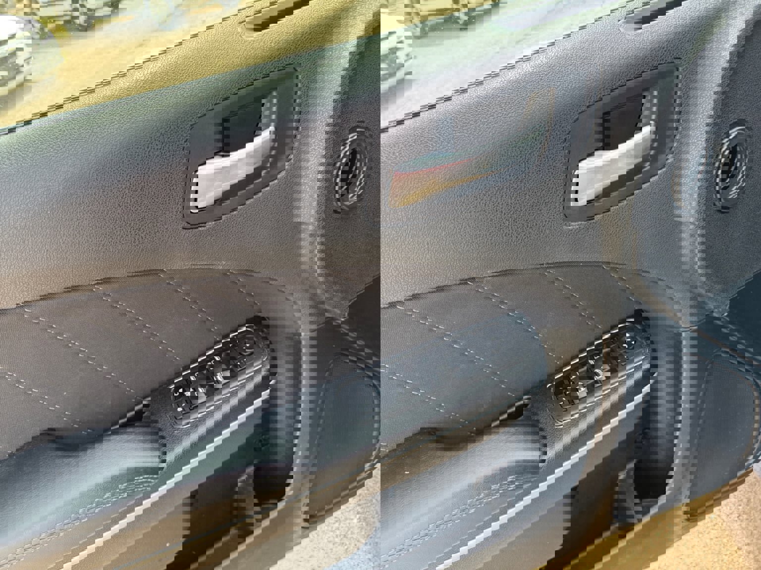 Used 2023 Dodge Charger GT image 11