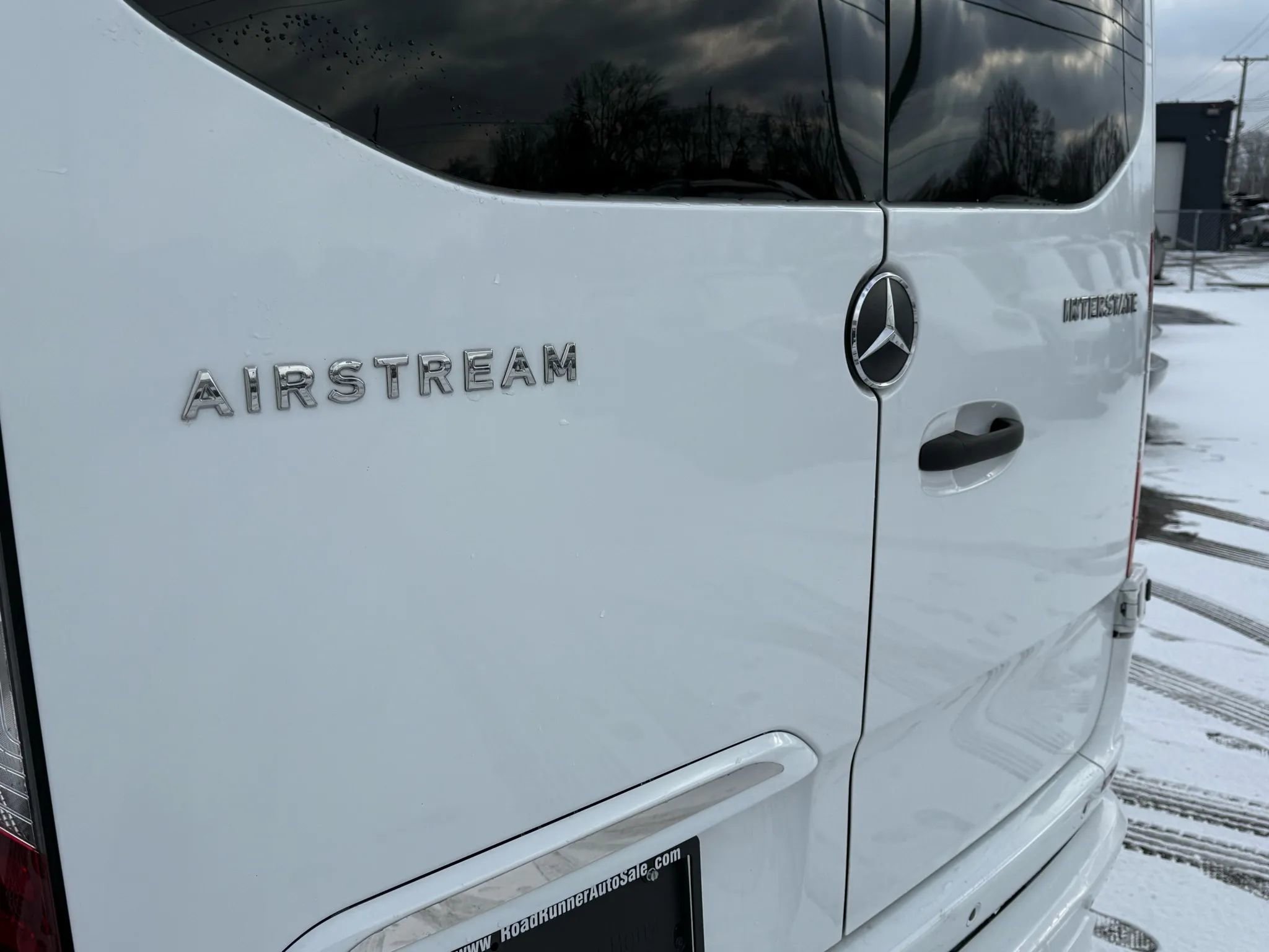 Used 2022 Mercedes-Benz Sprinter 3500 w/ Parking Package image 25