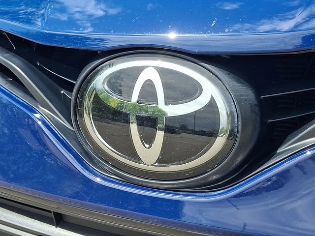 Used 2023 Toyota Camry XLE w/ Cold Weather Package FWD image 32