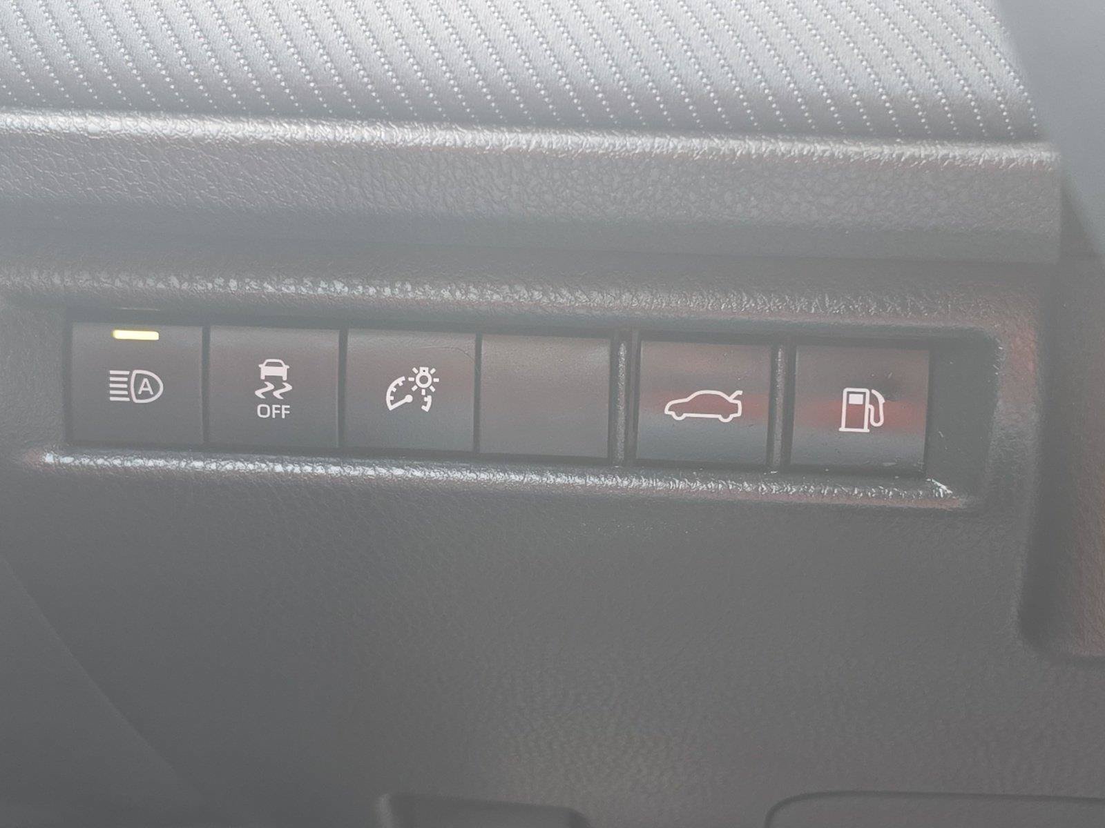 Used 2025 Toyota Camry SE w/ Multimedia Upgrade Package FWD image 17