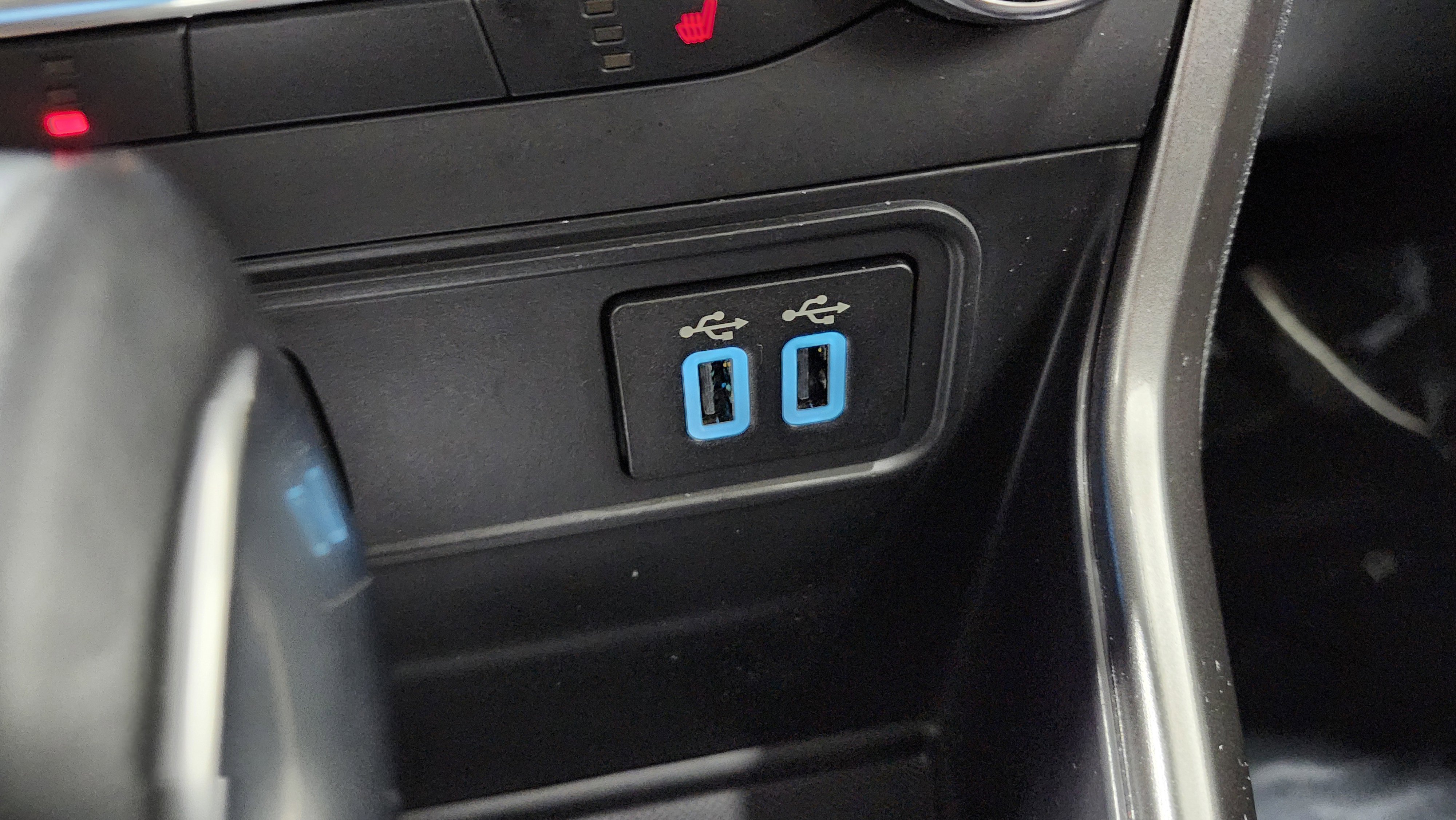 Used 2020 Ford EcoSport SE w/ SE Convenience Package image 31