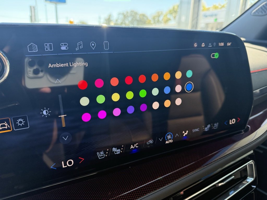 New 2026 Chevrolet Traverse RS w/ LPO, Floor Liner Package image 31