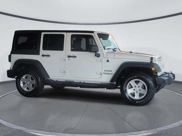 Used 2012 Jeep Wrangler Unlimited Sport AWD/4WD image 2