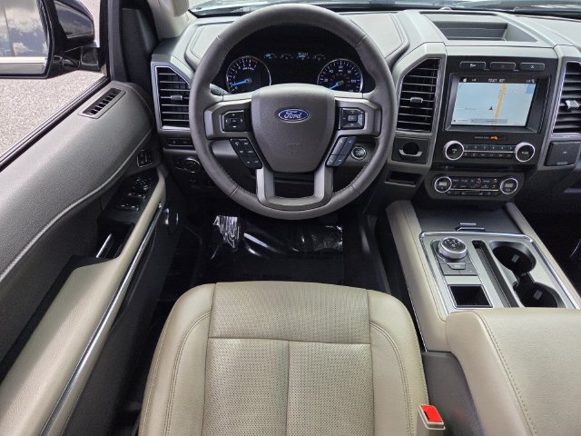 Certified 2018 Ford Expedition XLT w/ Equipment Group 202A RWD image 15