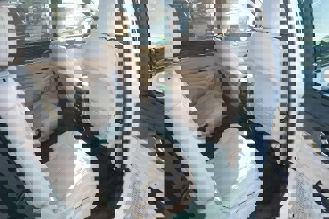 New 2025 Jeep Grand Cherokee L Limited w/ Luxury Tech Group II image 38