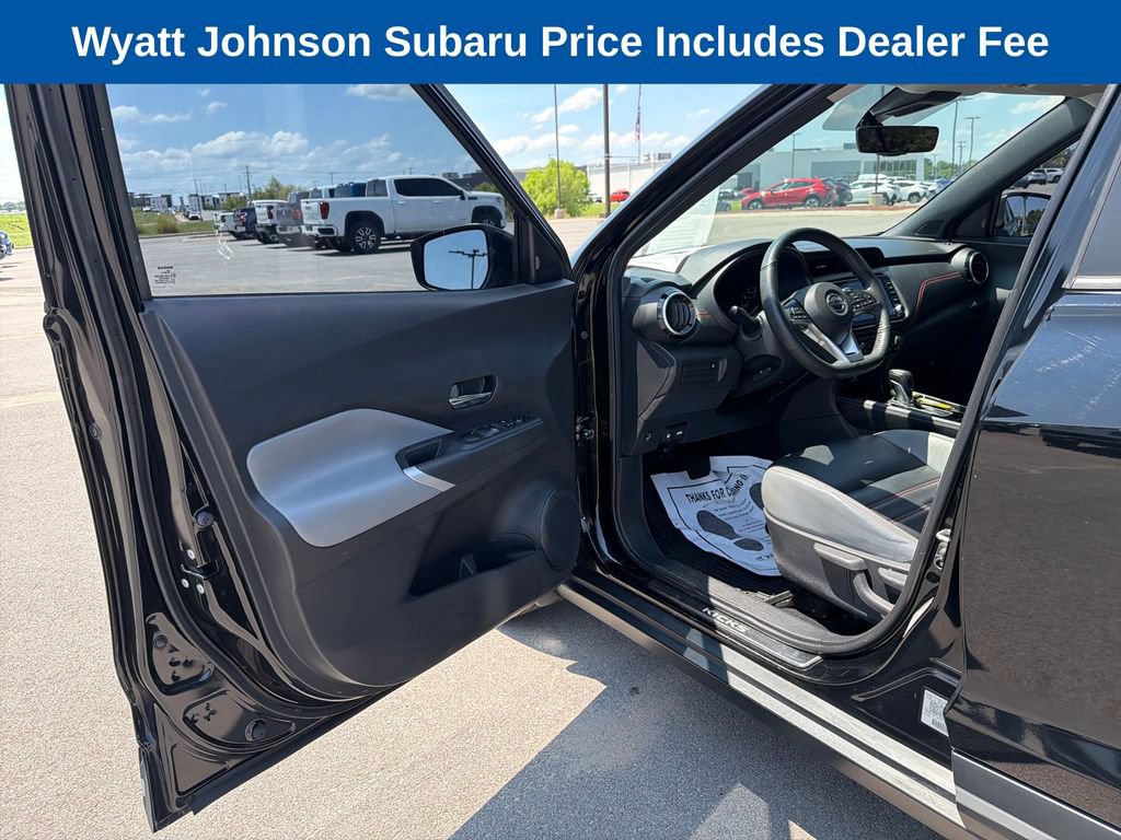 Used 2021 Nissan Kicks SR w/ SR Premium Package FWD image 19