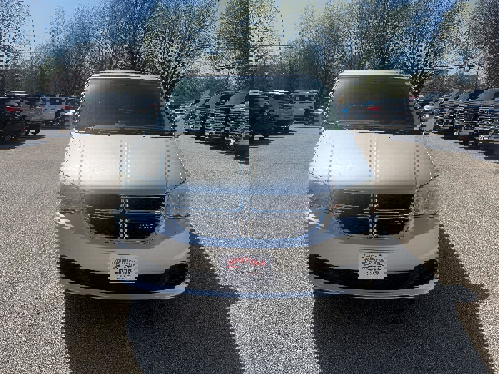 Used 2011 Dodge Grand Caravan Mainstreet w/ PWR Convenience Group FWD image 2