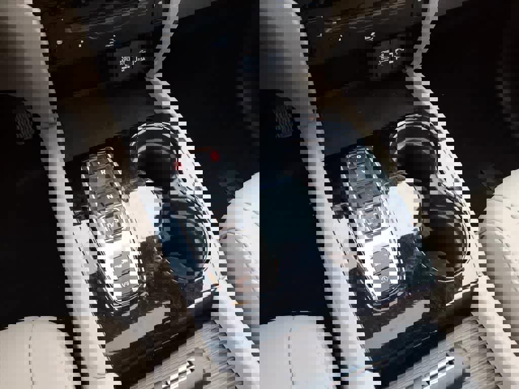 Used 2020 Honda Pilot Touring image 22