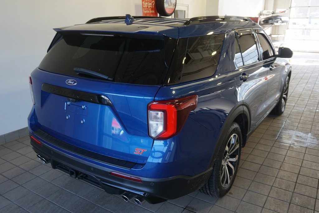 Used 2020 Ford Explorer ST w/ Premium Technology Package image 18