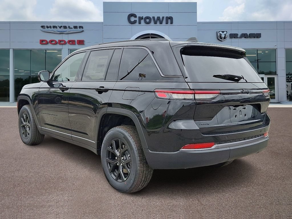New 2026 Jeep Grand Cherokee Altitude AWD/4WD image 3