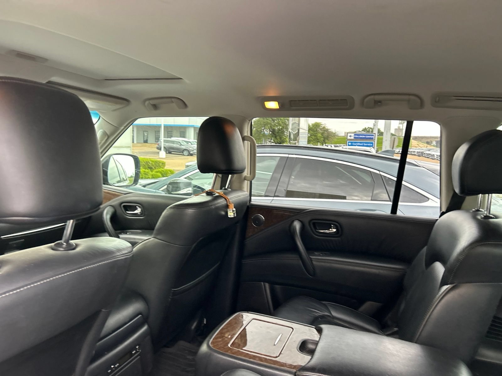 Used 2017 INFINITI QX80 2WD image 32