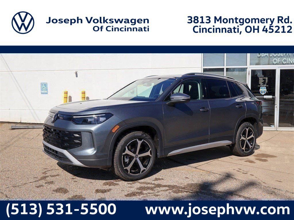 New 2026 Volkswagen Tiguan SE image 1
