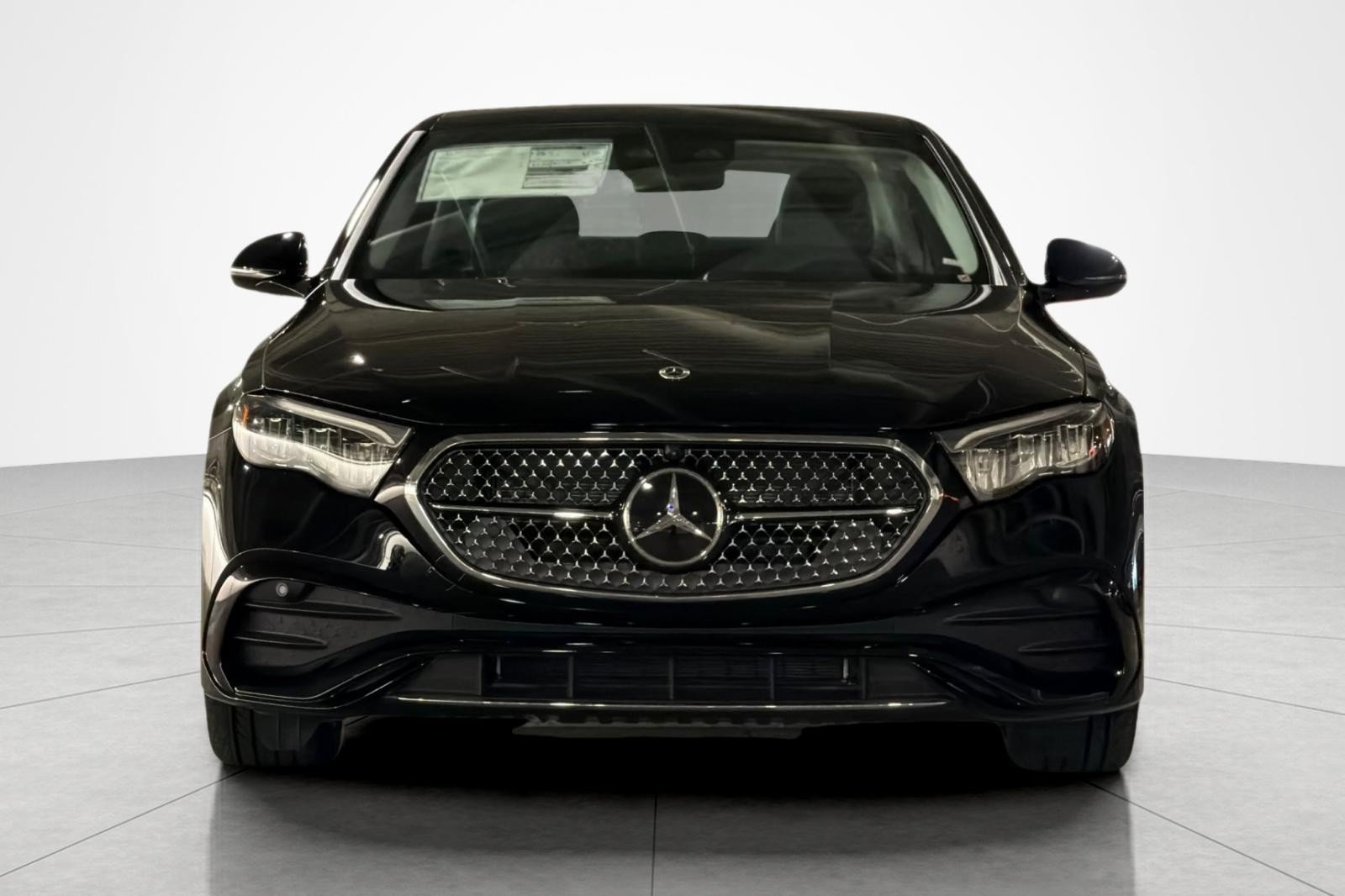 New 2027 Mercedes-Benz E 450 4MATIC Sedan image 8