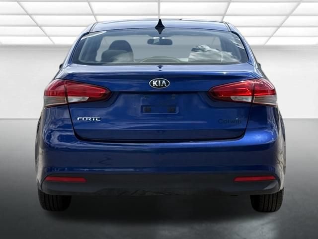Used 2017 Kia Forte LX FWD image 14