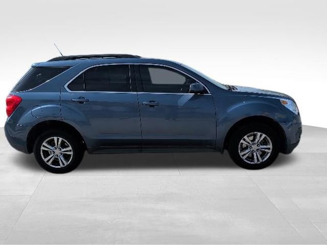 Used 2011 Chevrolet Equinox LT w/ Driver Convenience Package image 2