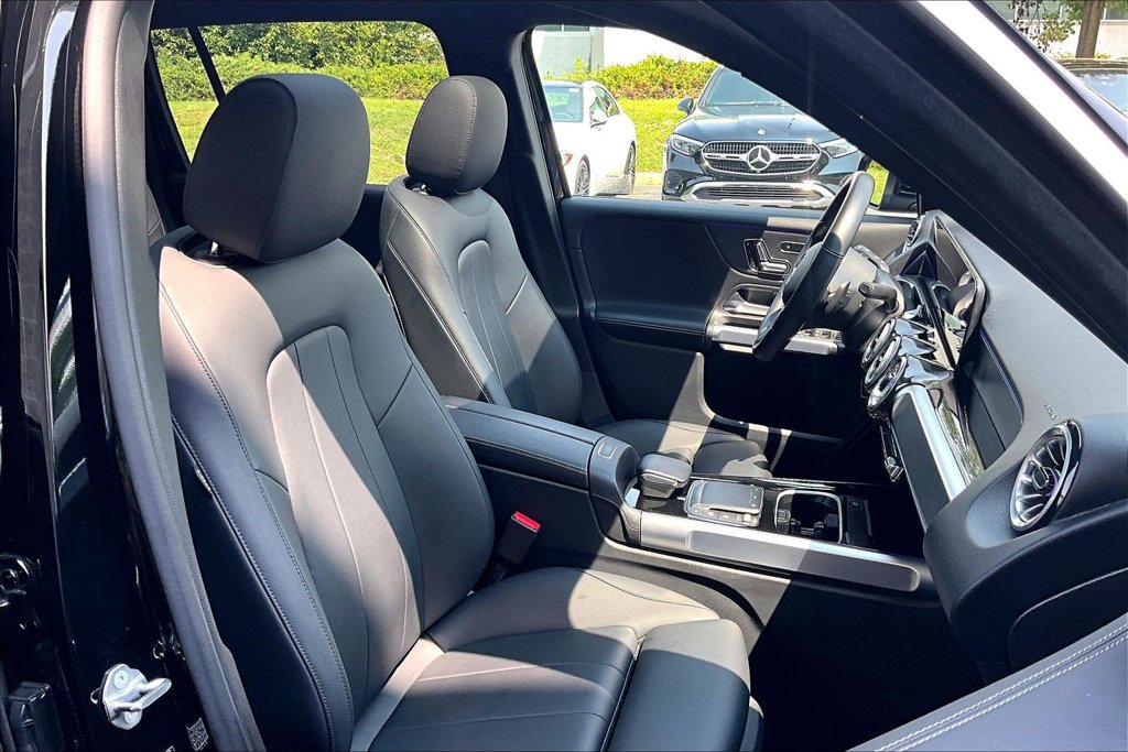 Certified 2023 Mercedes-Benz GLB 250 4MATIC image 7