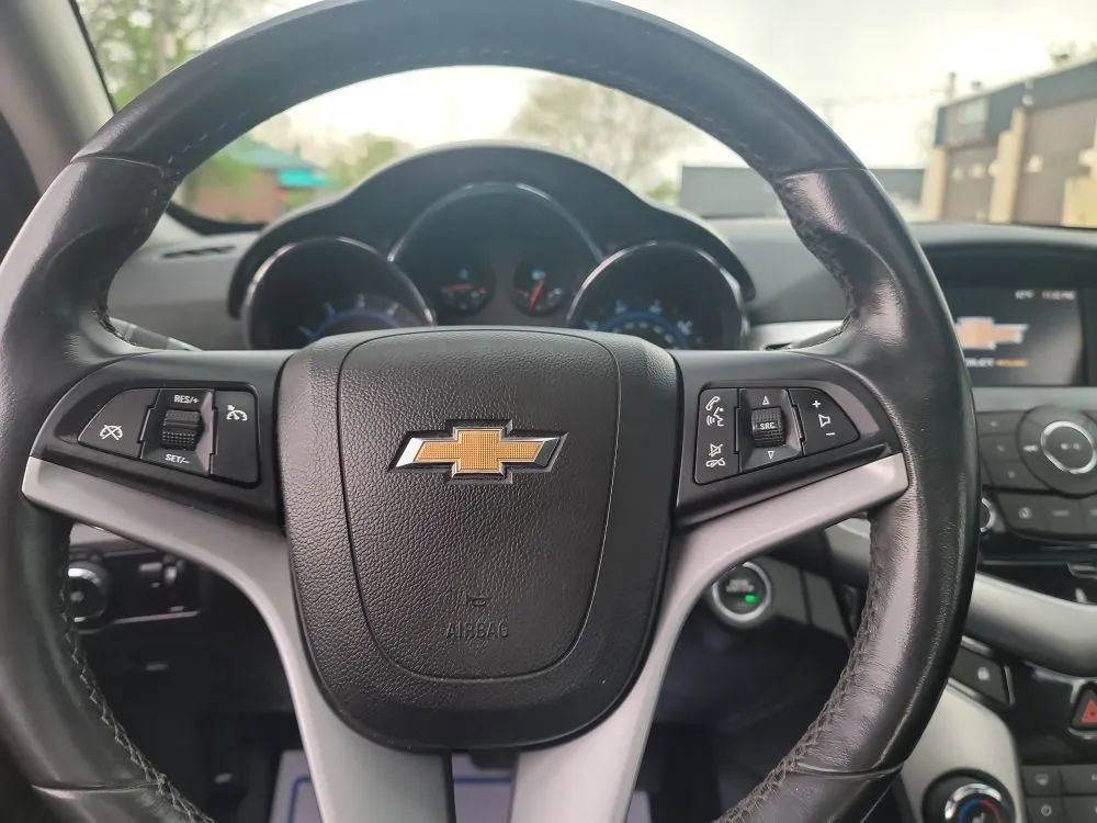 Used 2014 Chevrolet Cruze LTZ w/ Enhanced Safety Package FWD image 13