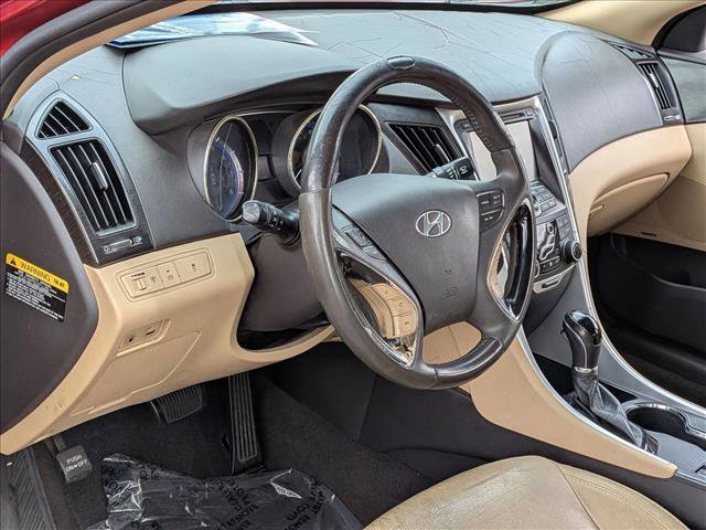 Used 2012 Hyundai Sonata Limited w/ Navigation Pkg FWD image 10