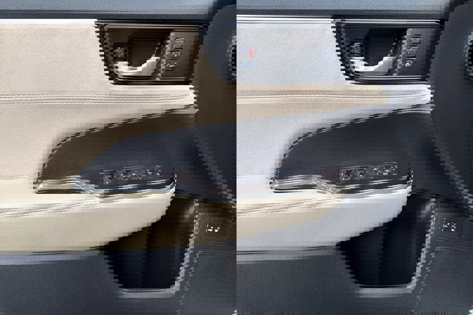 Used 2018 Honda Clarity Touring image 14