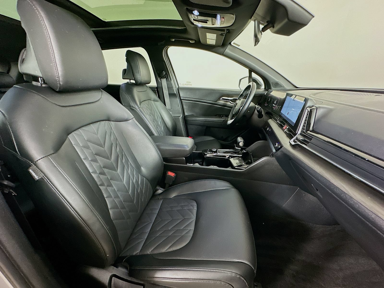 Used 2023 Kia Sportage X-Line w/ X-Line Premium Package AWD/4WD image 44