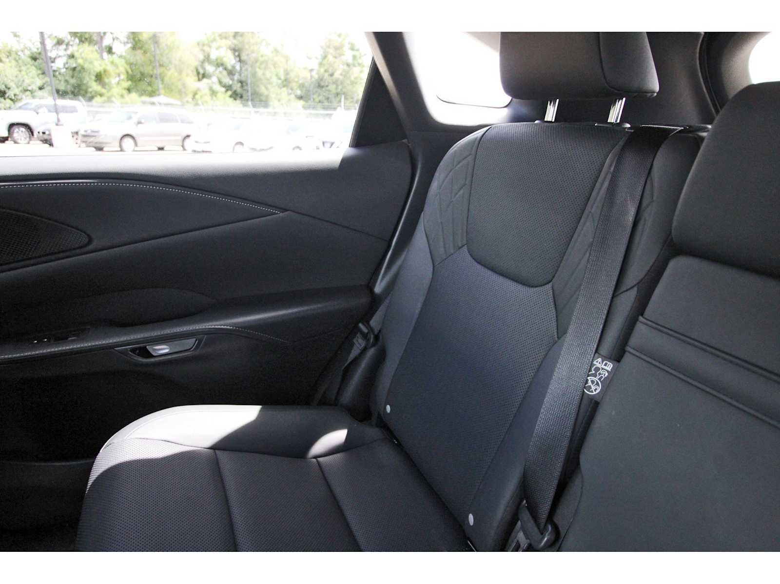 Used 2025 Lexus RX 350 Premium FWD image 9