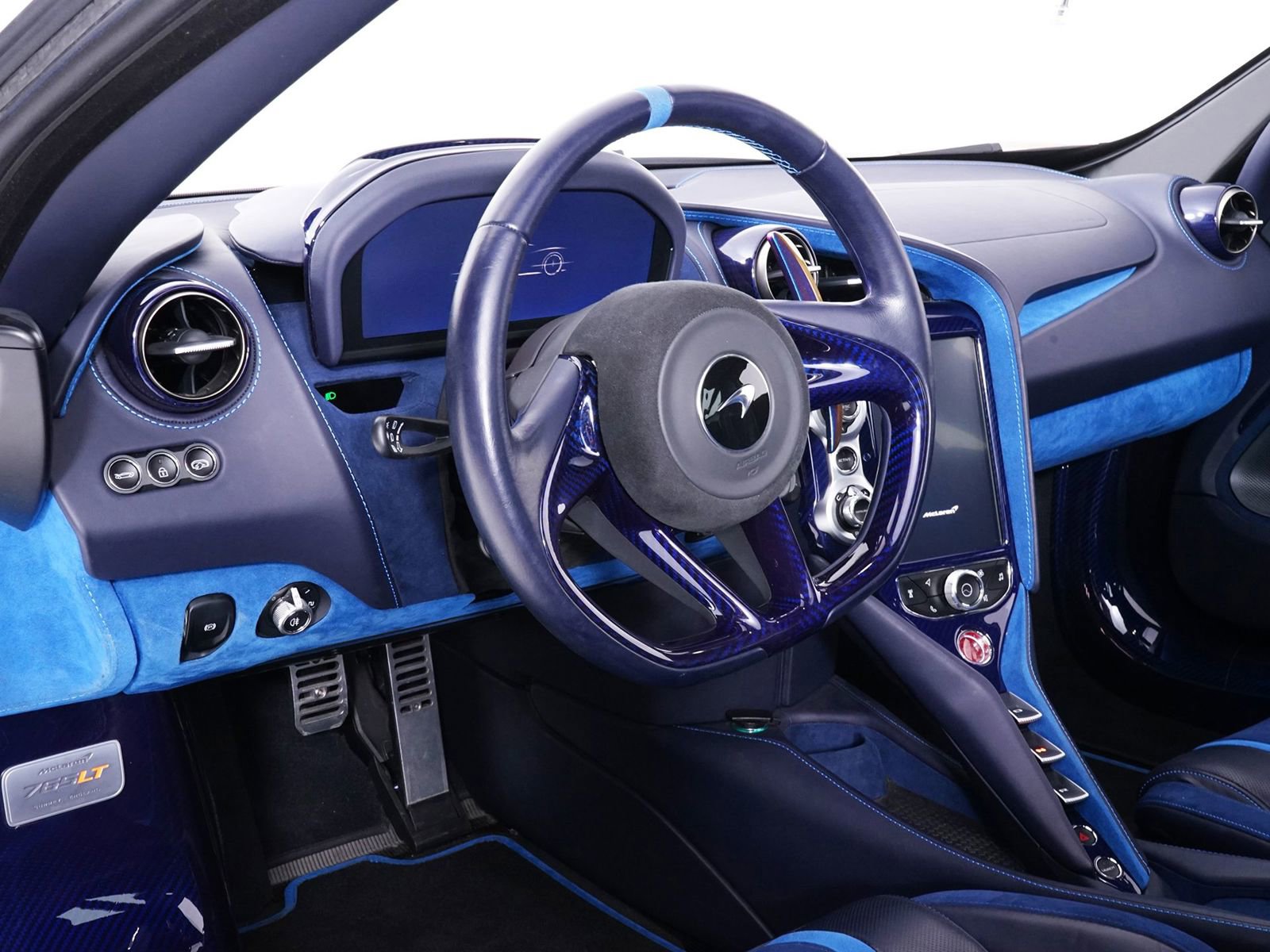 Used 2021 McLaren 765LT image 5