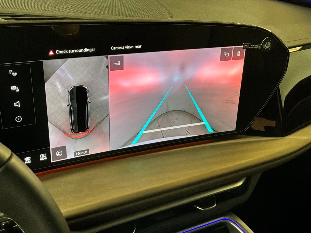 Certified 2025 Audi Q5 Premium w/ Convenience Package image 5