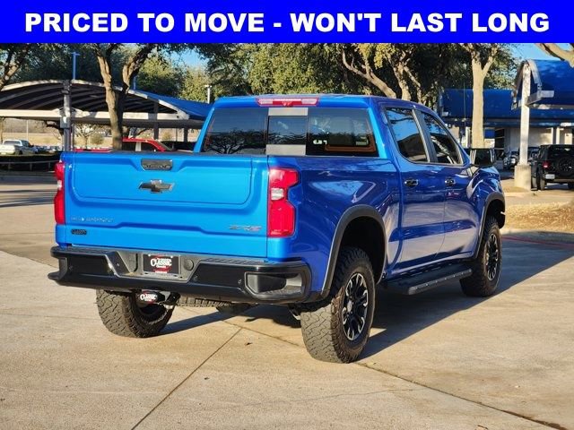 Used 2025 Chevrolet Silverado 1500 ZR2 w/ Technology Package image 15