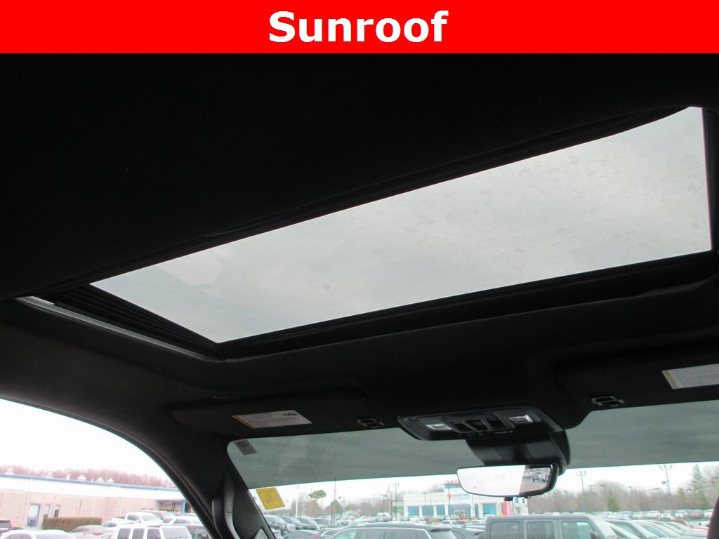 Certified 2024 GMC Sierra 1500 AT4 w/ Technology Package image 15