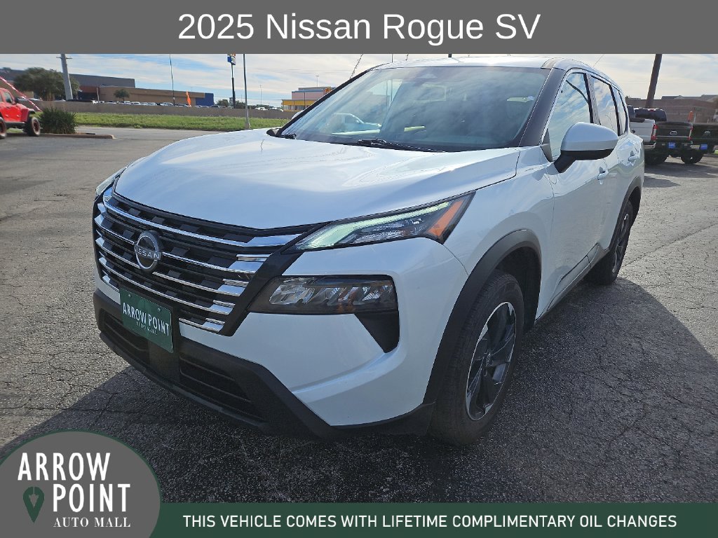 Used 2025 Nissan Rogue SV FWD image 4