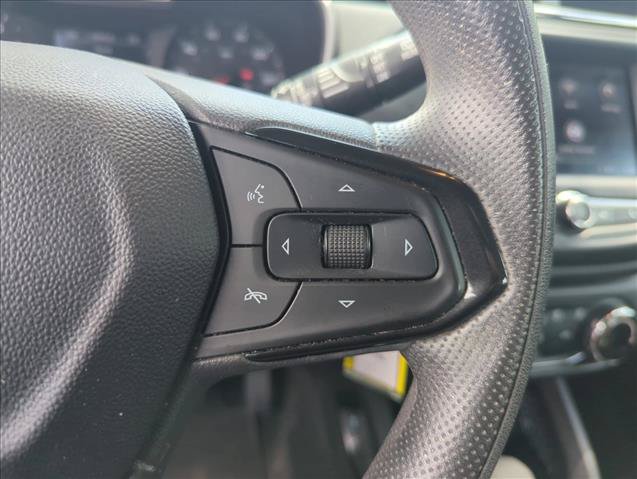 Used 2021 Chevrolet TrailBlazer LS FWD image 15