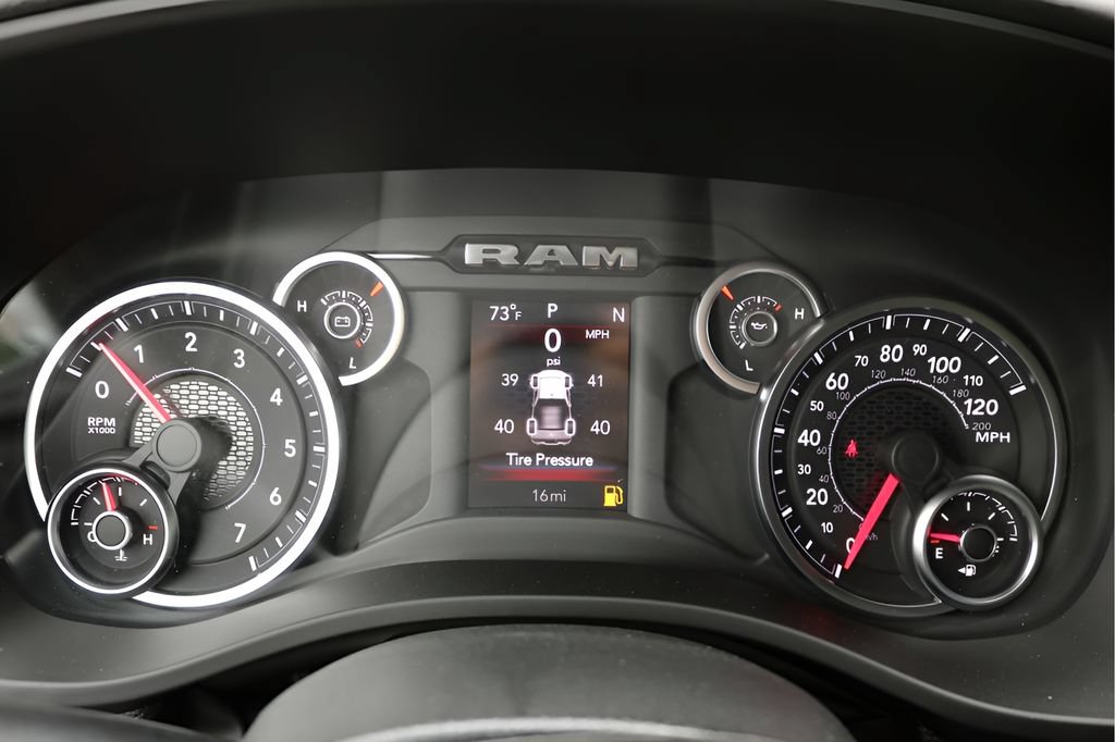 New 2026 RAM 1500 Express RWD image 25