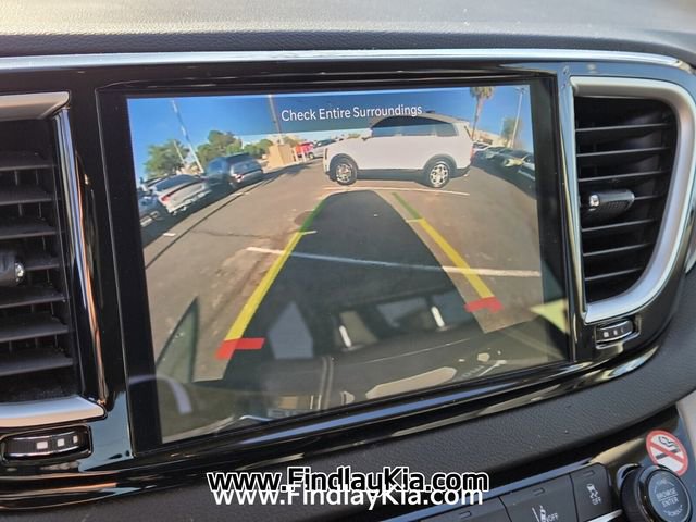 Used 2024 Chrysler Pacifica Touring-L FWD image 25