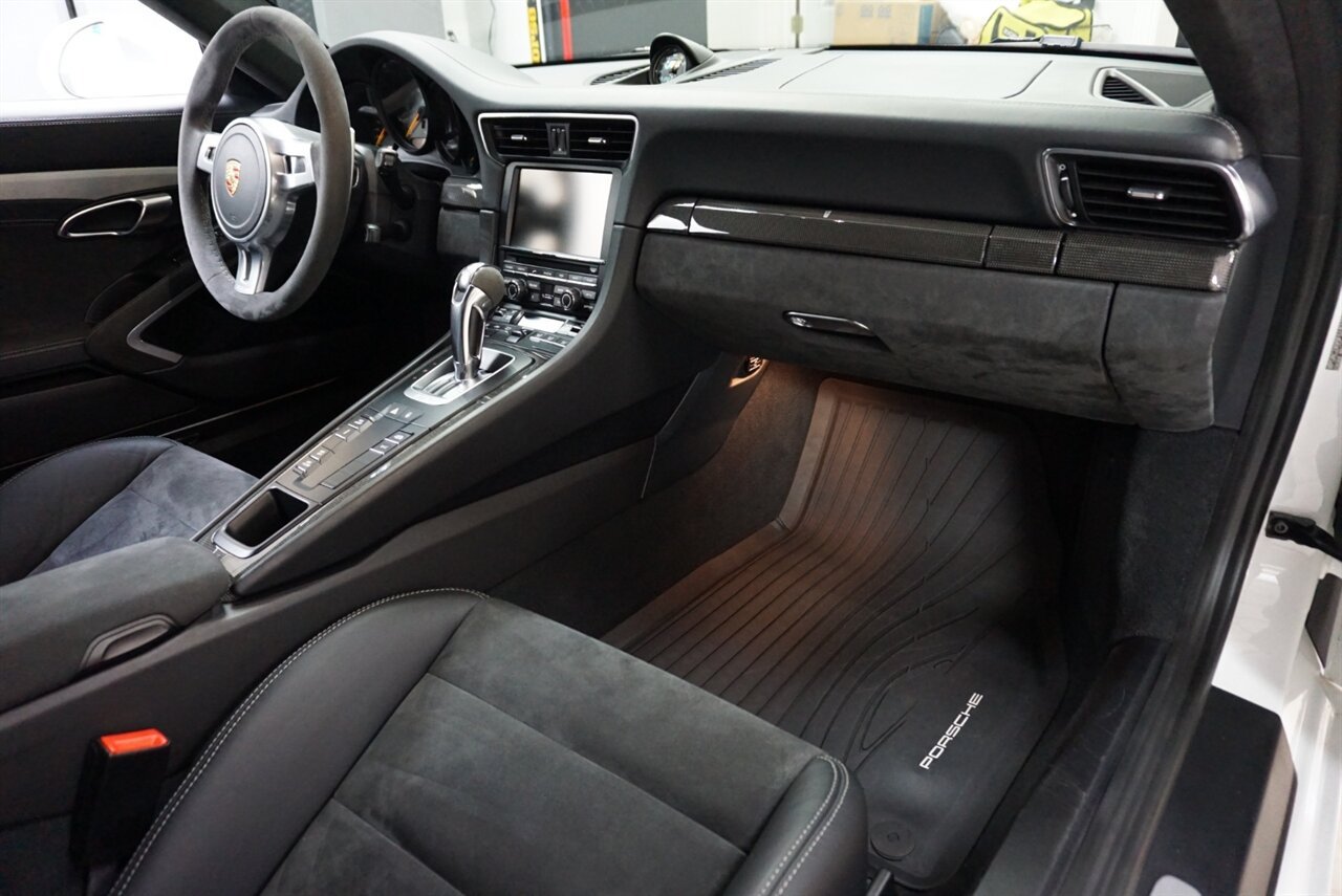 Used 2015 Porsche 911 GT3 RWD image 22