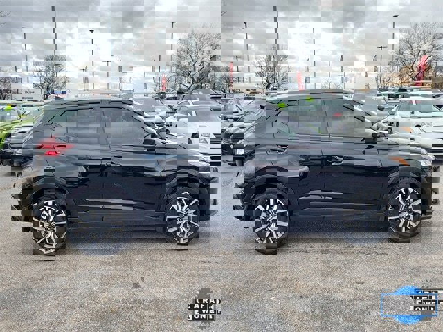 Certified 2024 Nissan Kicks SV image 3