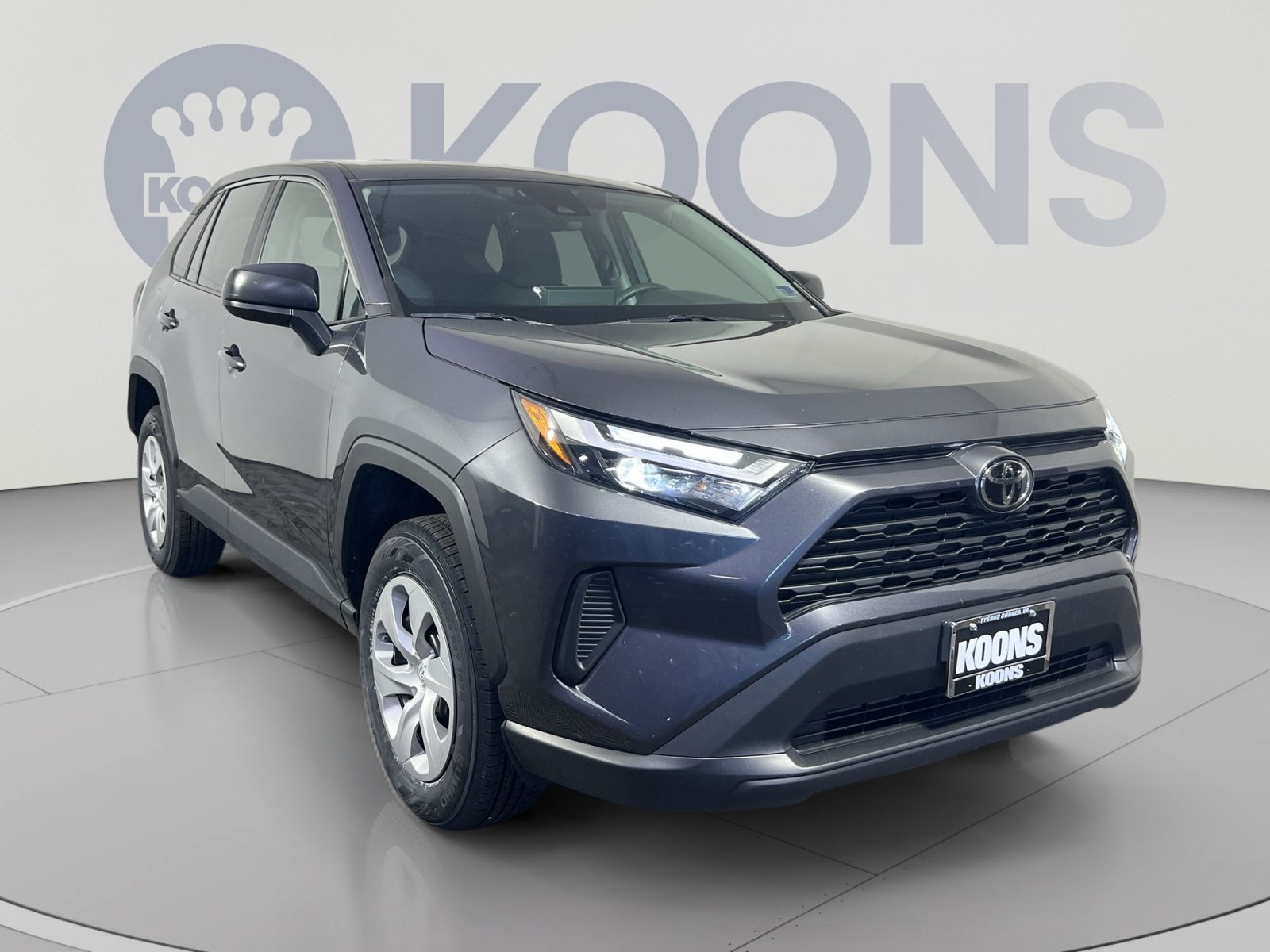 Used 2025 Toyota RAV4 LE AWD/4WD image 10