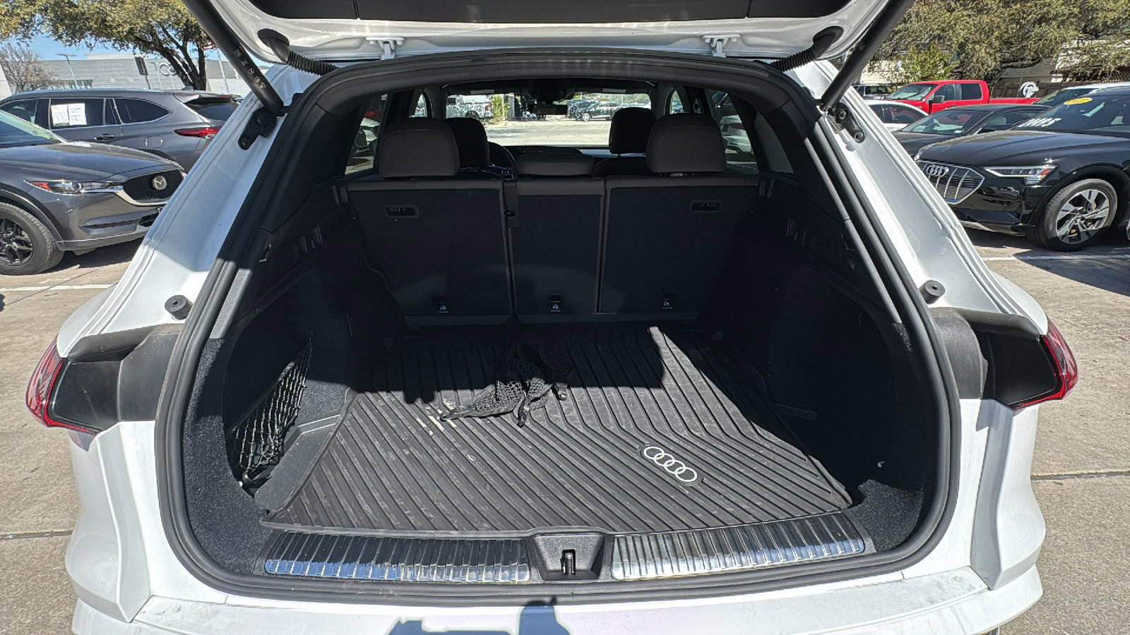 Used 2025 Audi Q5 2.0T Premium image 24