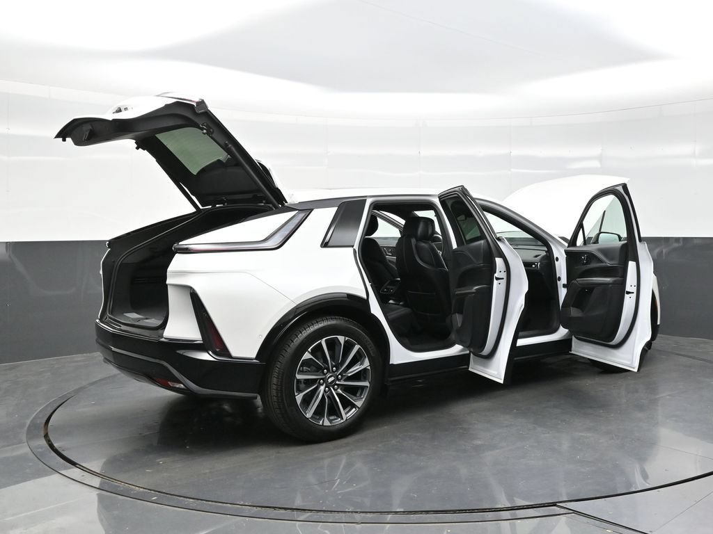 Certified 2024 Cadillac Lyriq Sport AWD/4WD image 44