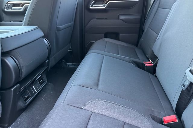 New 2026 GMC Sierra 1500 Elevation image 13