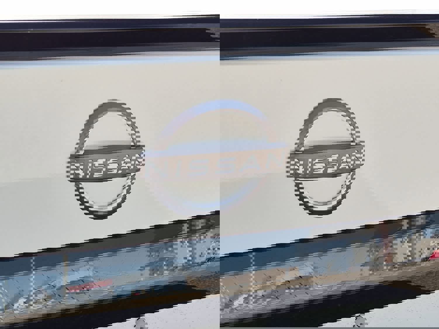 New 2026 Nissan Sentra SR w/ SR Premium Package FWD image 20