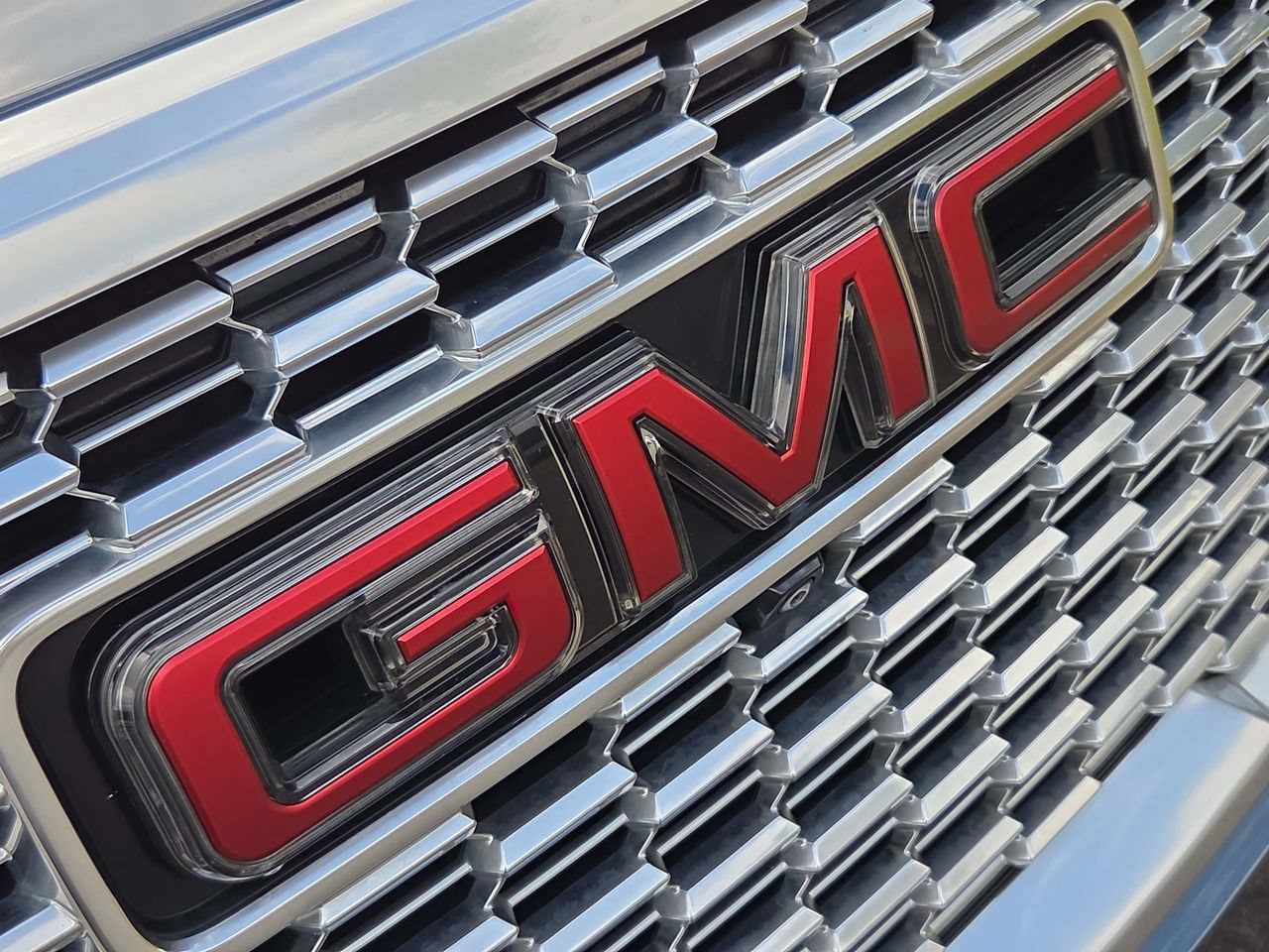 Used 2021 GMC Yukon Denali w/ Denali Ultimate Package AWD/4WD image 32