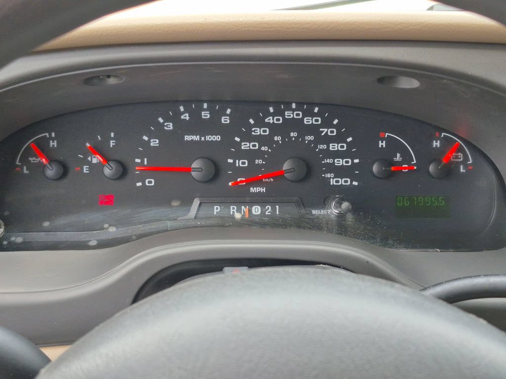 Used 2006 Ford E-350 and Econoline 350 XL RWD image 14