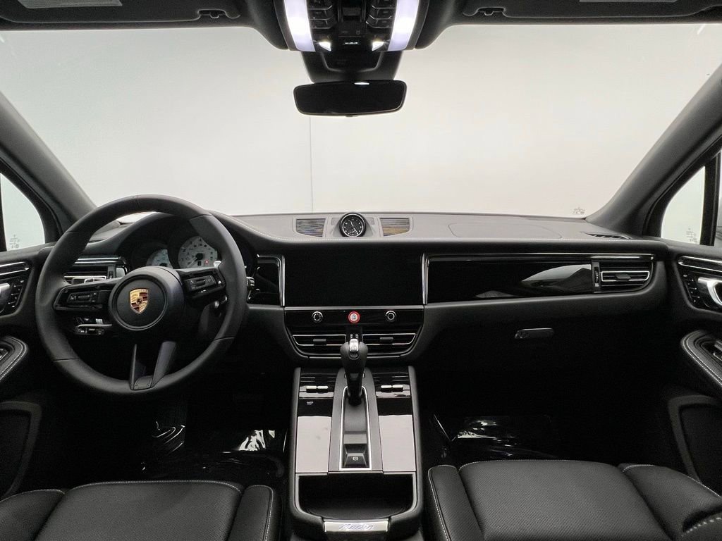 New 2025 Porsche Macan S image 6