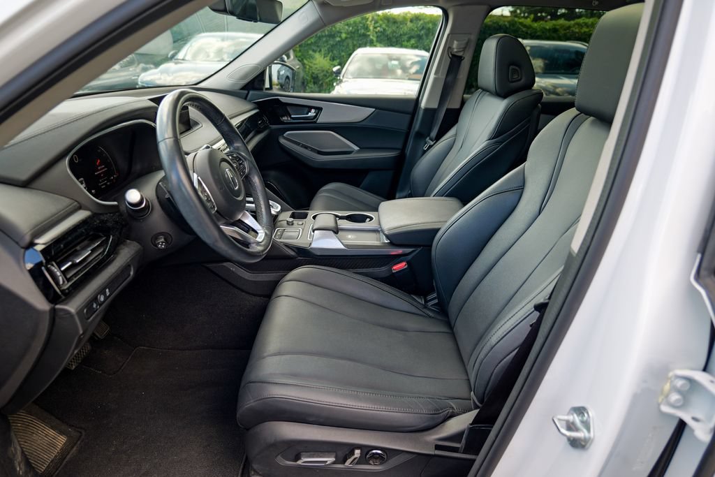 Used 2023 Acura MDX SH-AWD image 21