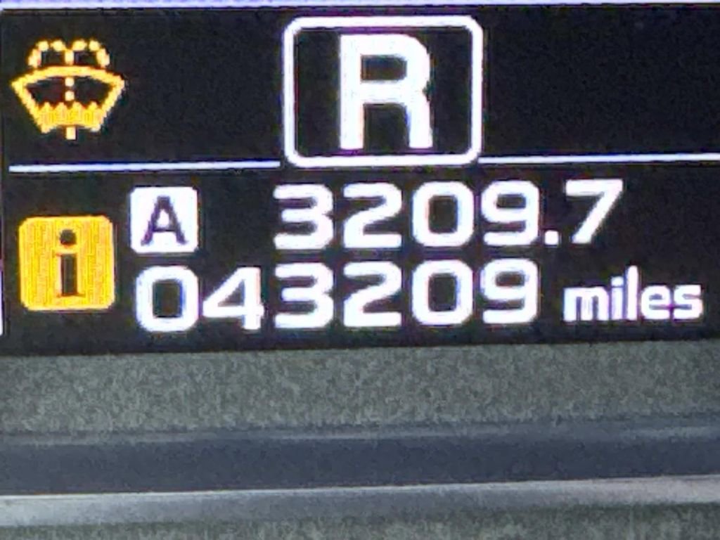 Used 2017 Subaru Forester 2.5i Limited image 27