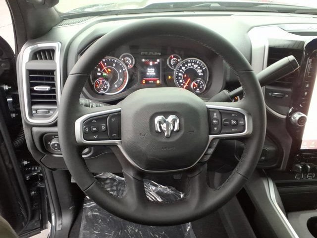 New 2026 RAM 2500 Big Horn AWD/4WD image 5