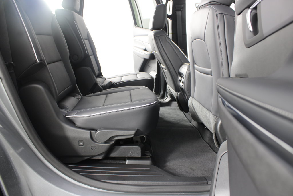 New 2027 Buick Enclave Sport Touring w/ Power Package FWD image 25