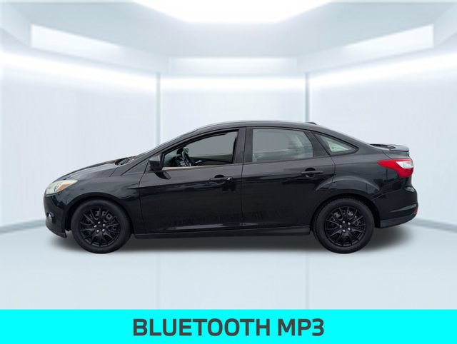 Used 2012 Ford Focus SE FWD video 2