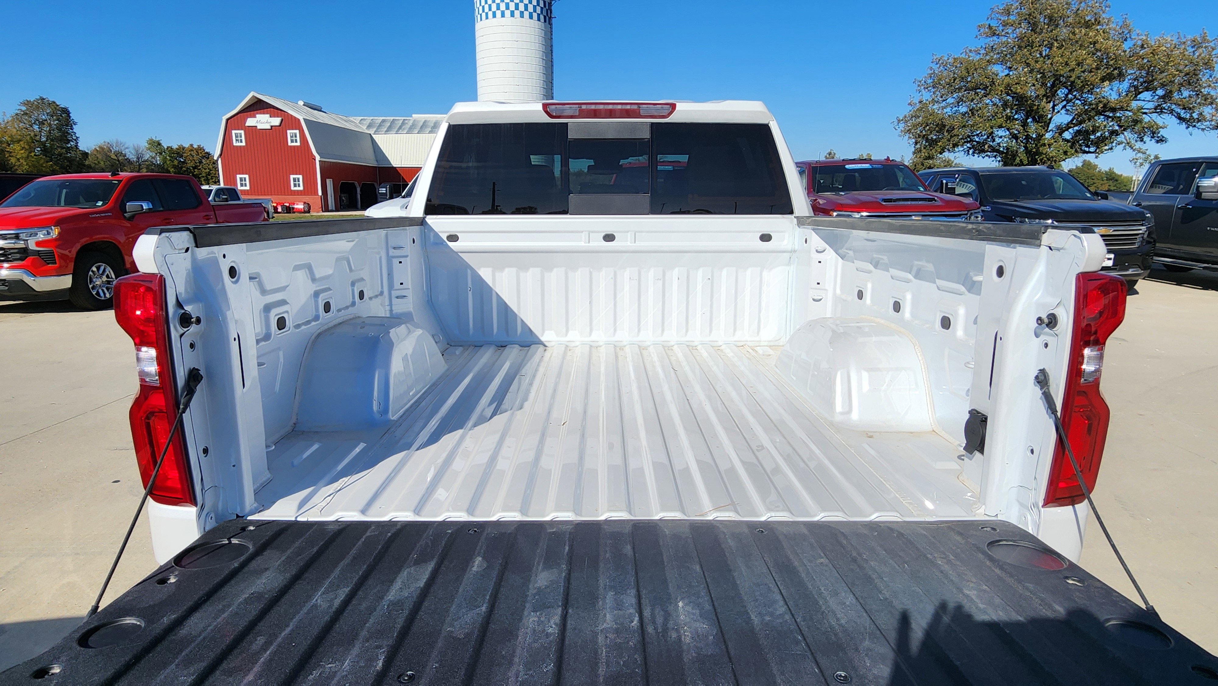 Certified 2025 Chevrolet Silverado 1500 LTZ w/ LTZ Convenience Package II image 6